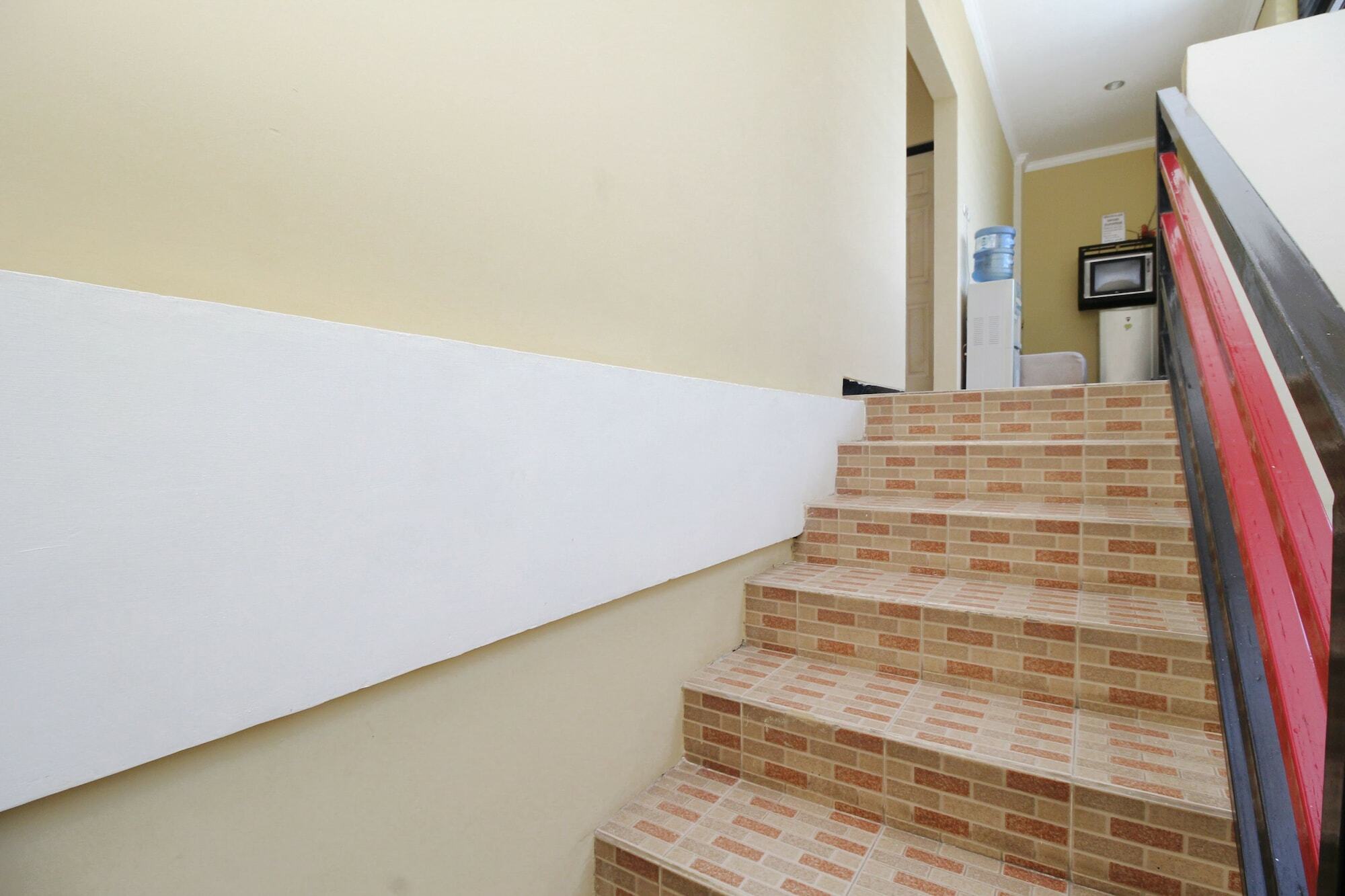 Hotel Reddoorz Syariah Near Prpp Semarang Exterior foto